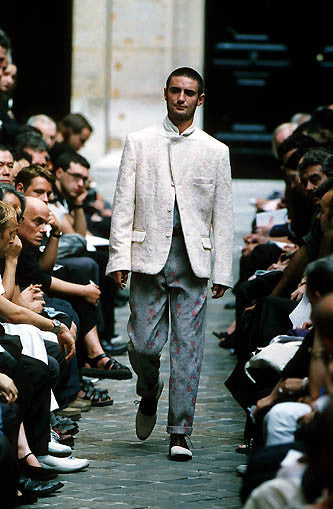 COMME des GARÇONS Floral Embroidered Suit – dot COMME COMME des GARÇONS Floral Embroidered Suit – dot COMME