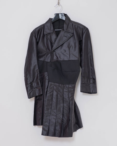 COMME DES GARÇONS deconstructed trenchcoat