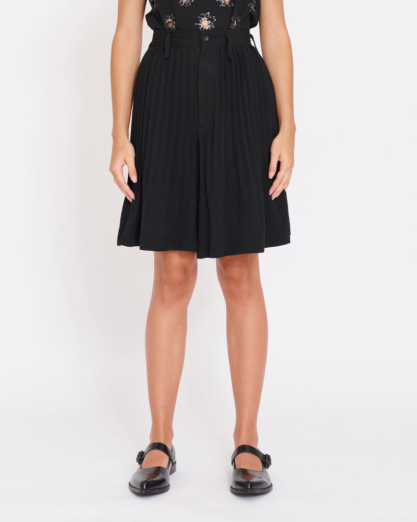 COMME des GARÇONS subtle pleated shorts