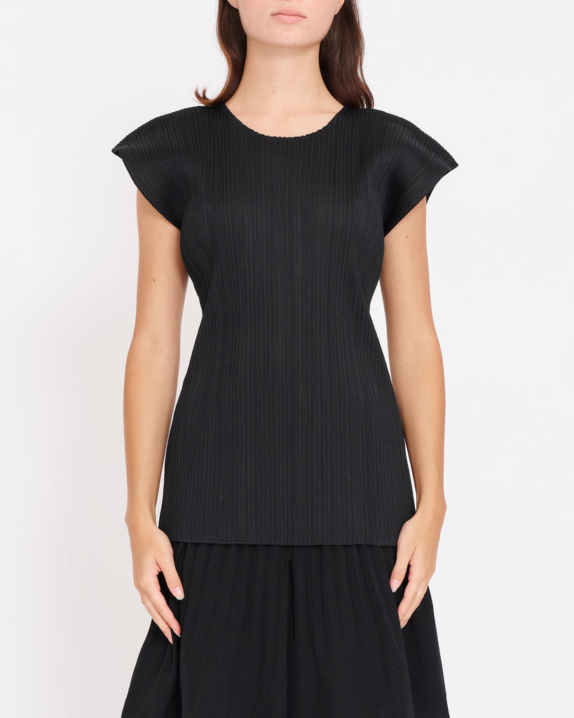 ISSEY MIYAKE Pleats Please cap sleeve top