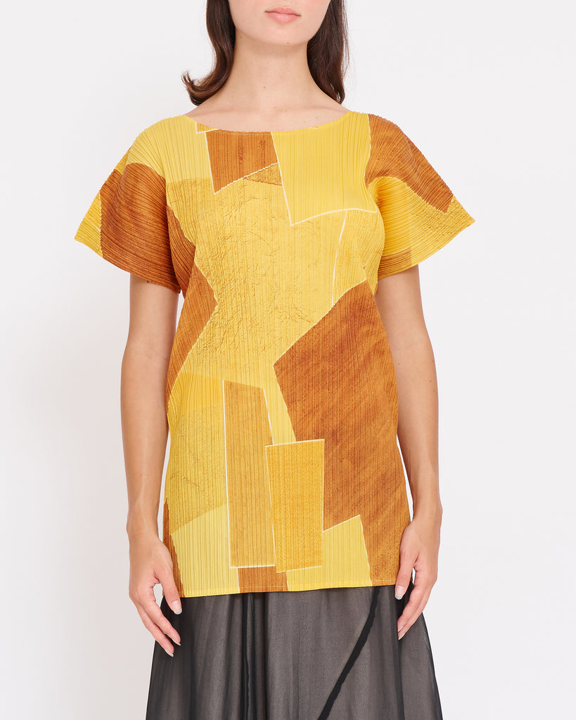 ISSEY MIYAKE abstract print pleated top