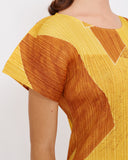 ISSEY MIYAKE abstract print pleated top