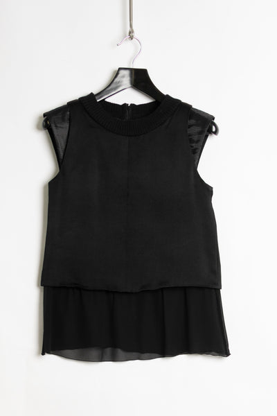 Undercover layered tank