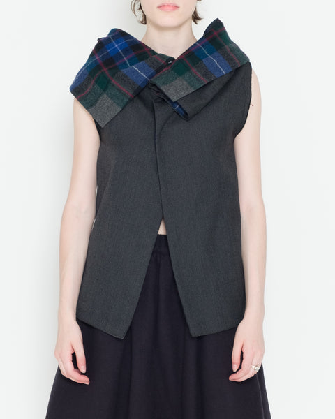 COMME des GARÇONS tartan sleeveless vest