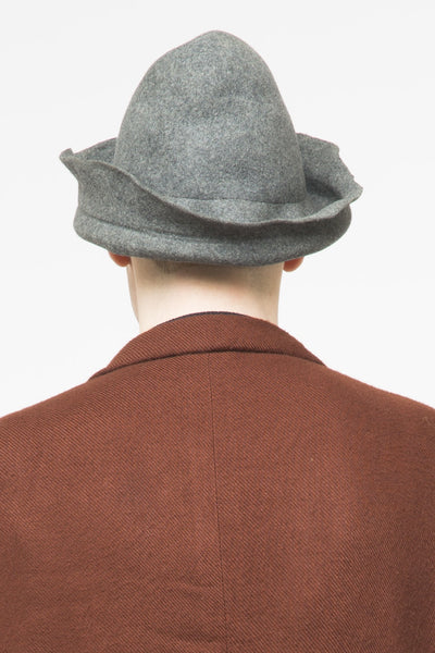 COMME des GARÇONS <br> Crumpled Hat